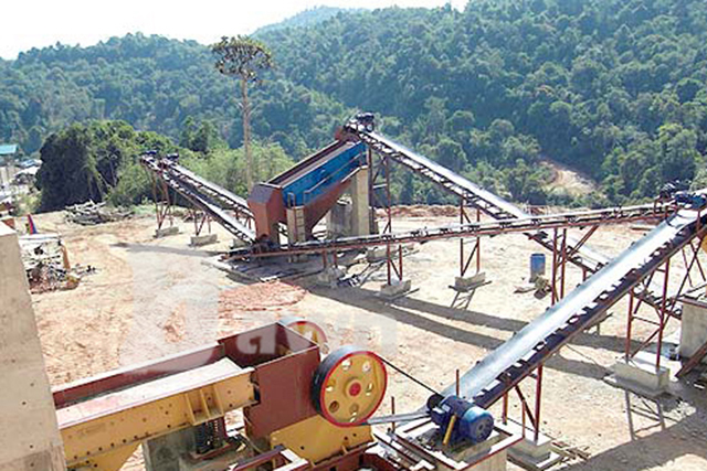 Gold ore crushing plant in Malaysia