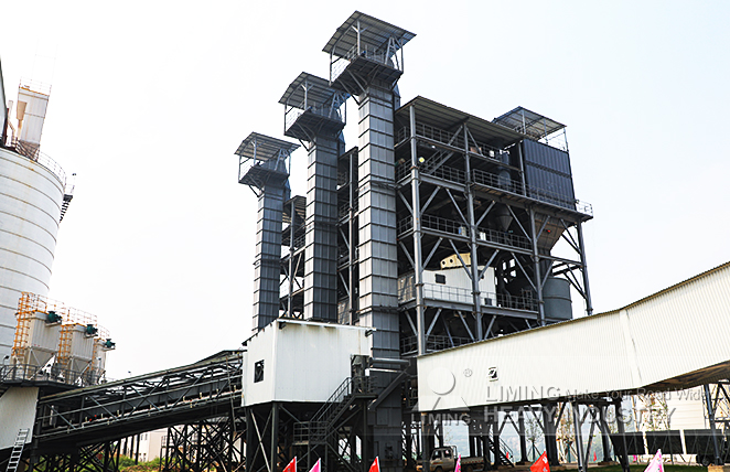 The configuration of limestone crushing line in Hebei, China
